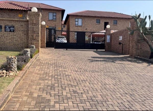 2 Bedroom House