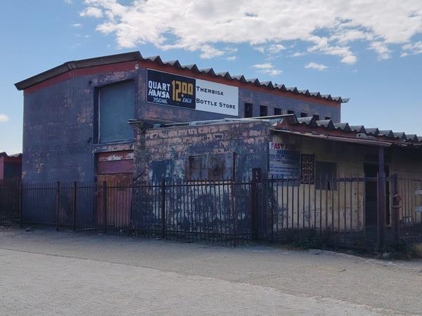760 m² Retail Space