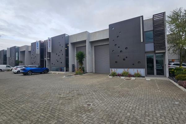 319 m² Industrial space