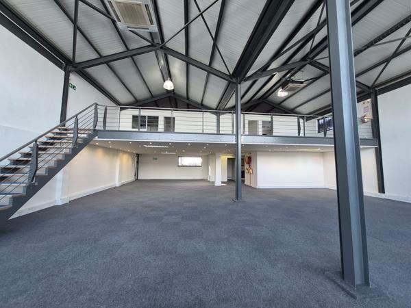 390 m² Office Space
