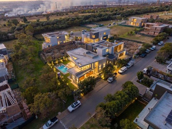 4 Bedroom House