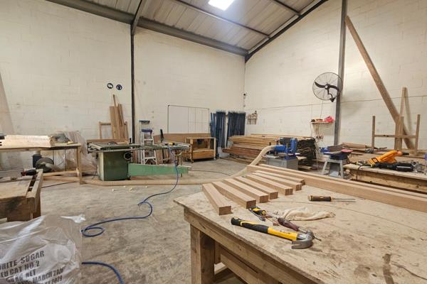 153 m² Industrial space