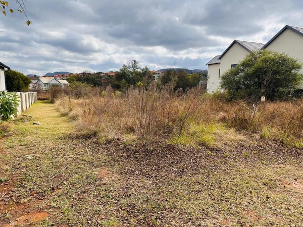 810 m² Land