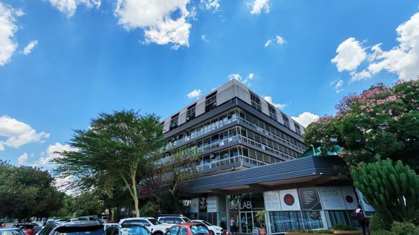 180 m² Retail Space