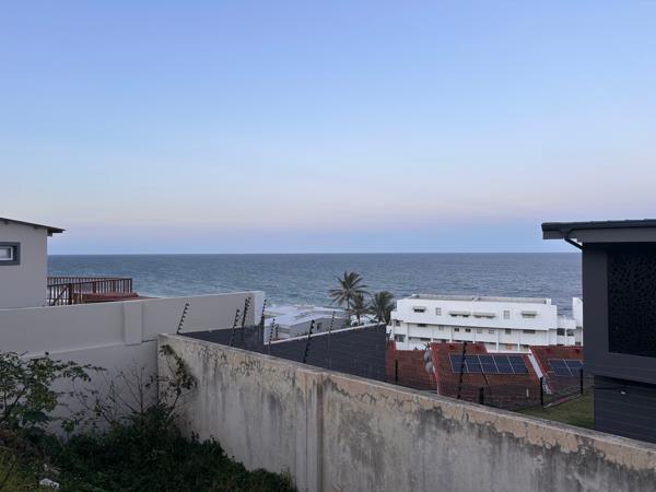 973 m² Land