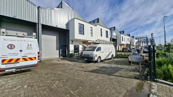 302 m² Industrial space