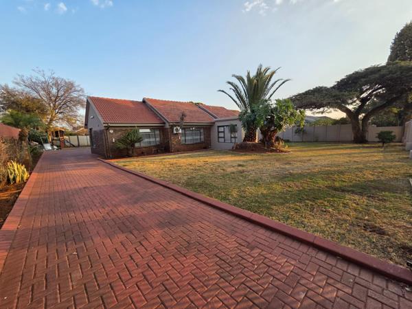 5 Bedroom House