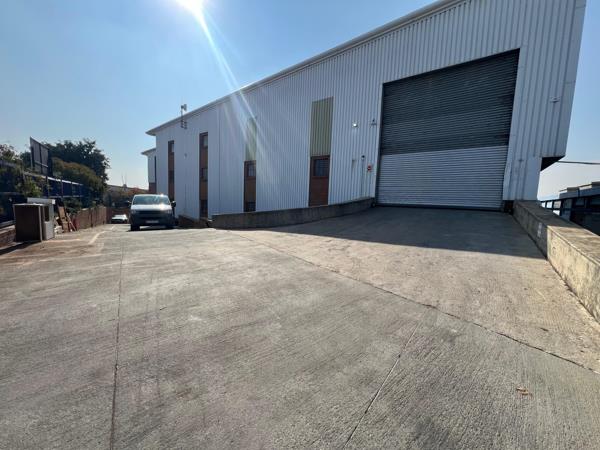 1 795 m² Industrial space
