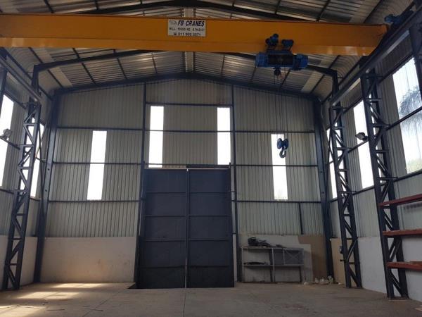 996 m² Industrial space