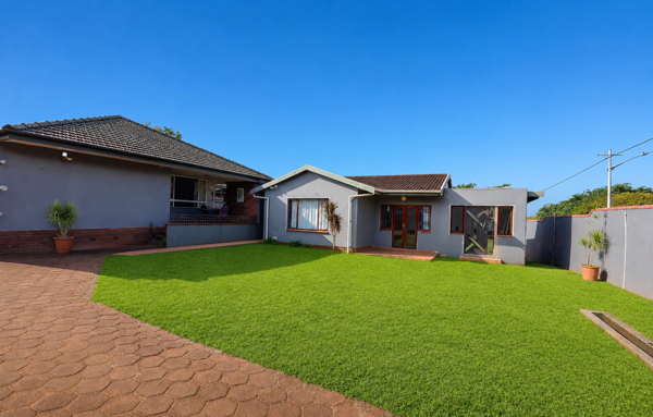 10 Bedroom House