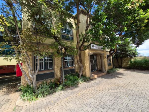 233 m² Commercial space