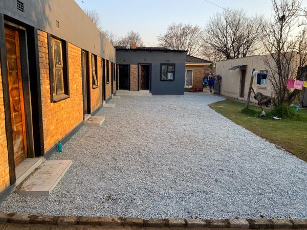 1 Bedroom House