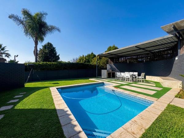 5 Bedroom House