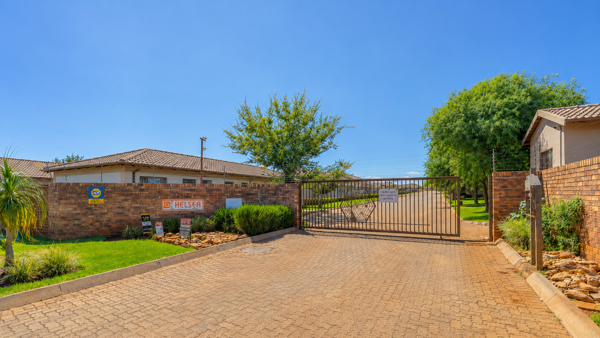 2 Bedroom Townhouse