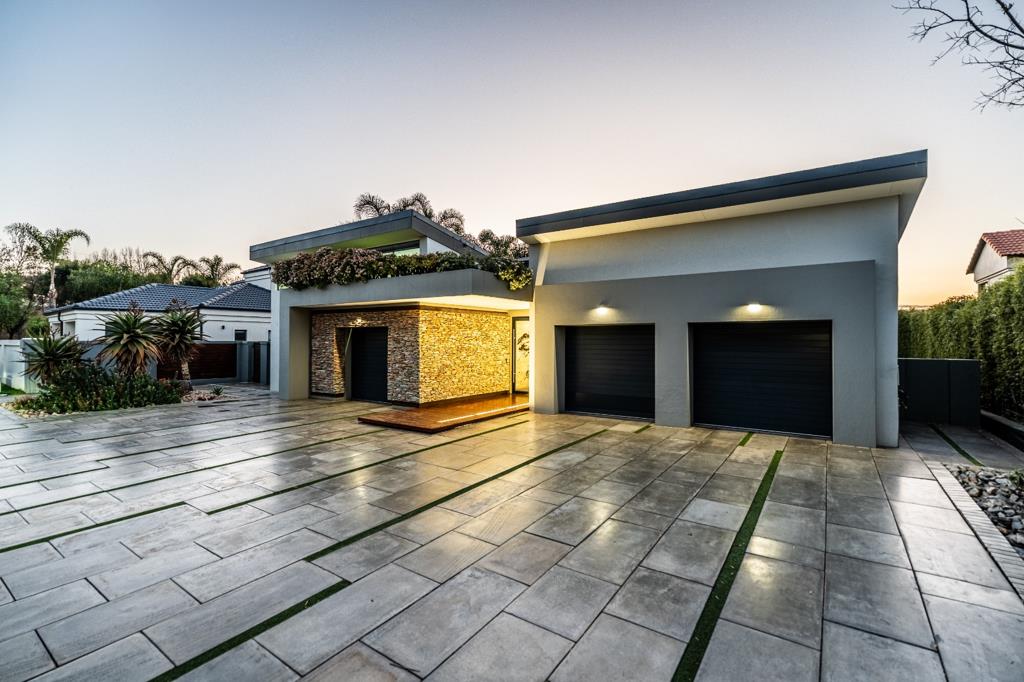 4 Bedroom House