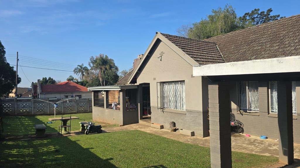 Photo of 4 Bedroom House in Lester Park