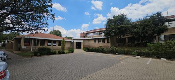 2 565 m² Commercial space