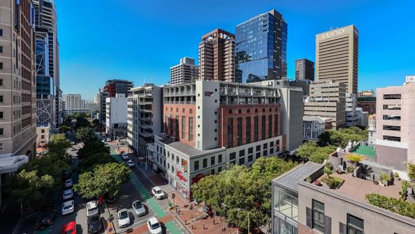 335 m² Commercial space