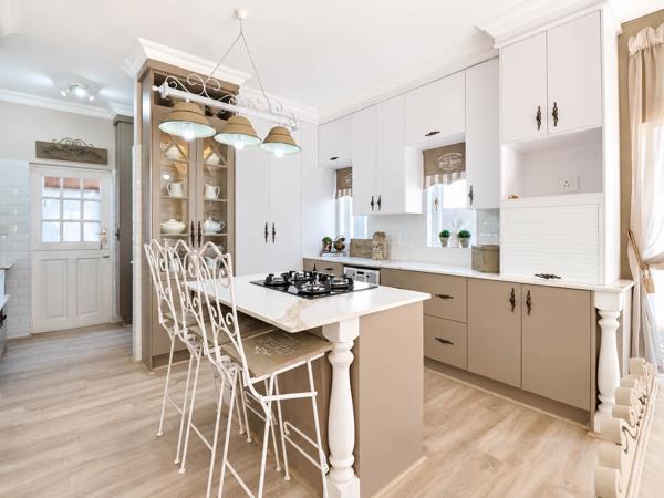 4 Bedroom Townhouse