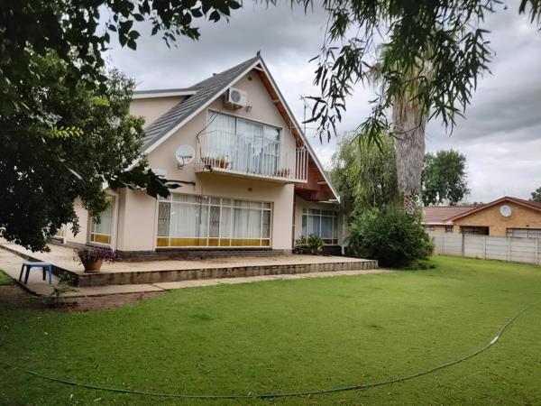 5 Bedroom House