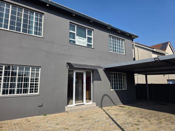 552 m² Office Space