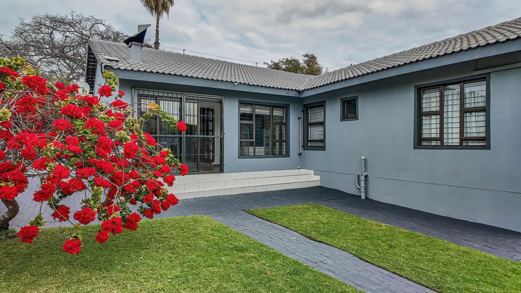 4 Bedroom House