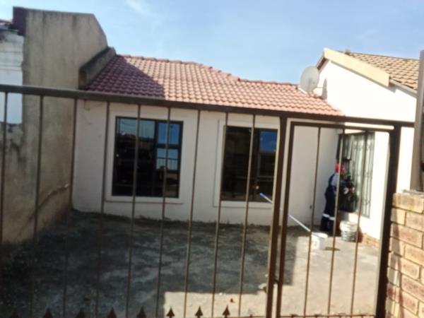 2 Bedroom House