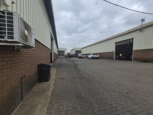 959 m² Industrial space