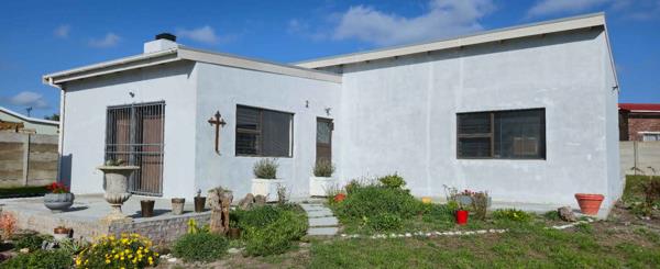 1 Bedroom House