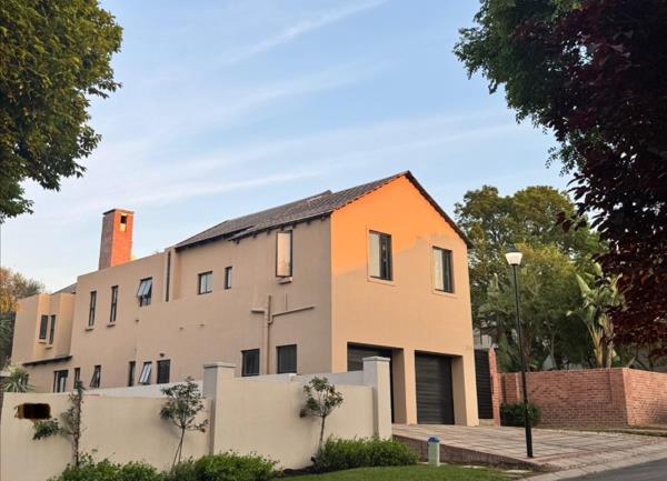 6 Bedroom House