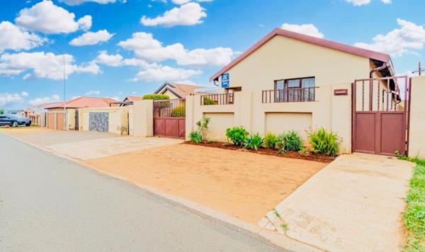 2 Bedroom House