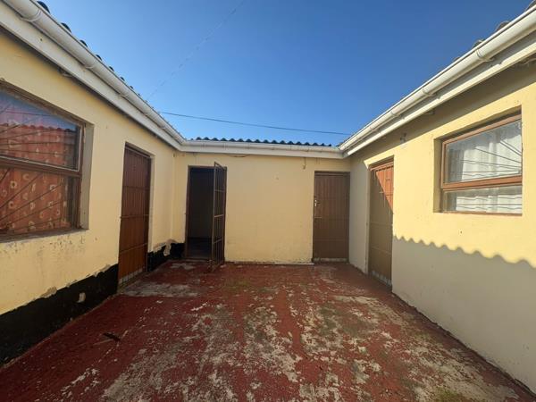 12 Bedroom House