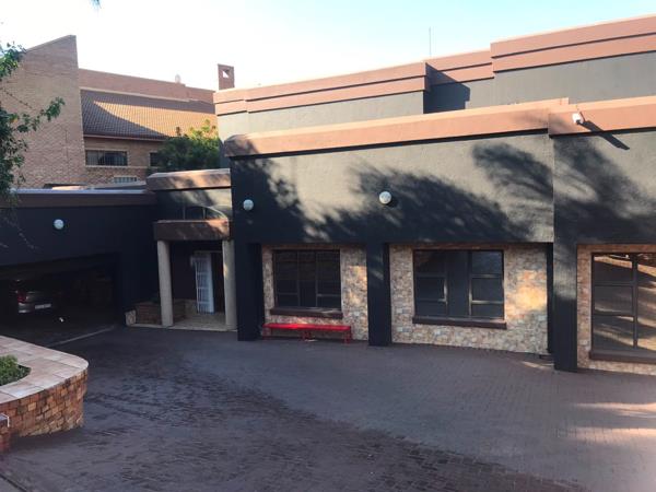 8 Bedroom House