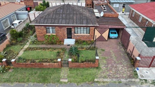 2 Bedroom House