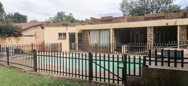 20 Bedroom House