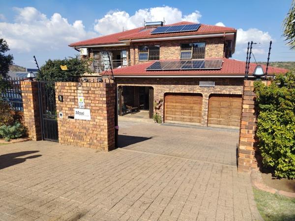 6 Bedroom House