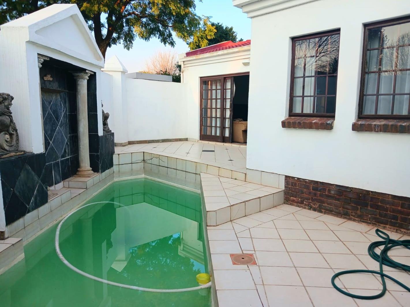 4 Bedroom House in Halfway Gardens