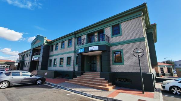 282 m² Office Space
