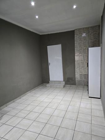 Bachelor apartment