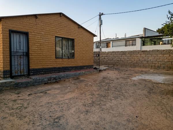 2 Bedroom House