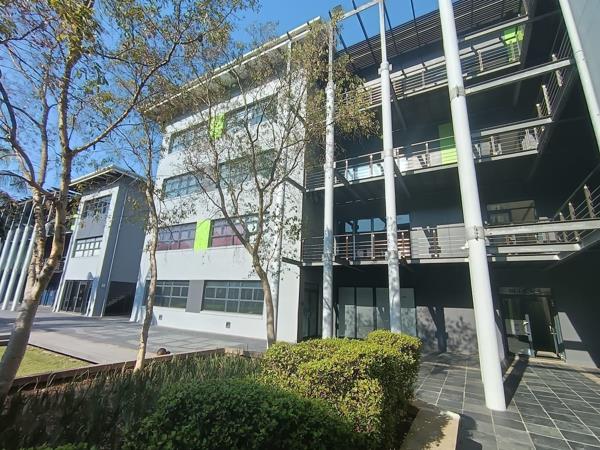 400 m² Office Space
