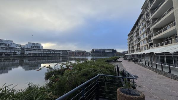 144 m² Commercial space