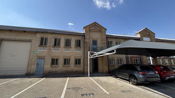 448 m² Industrial space