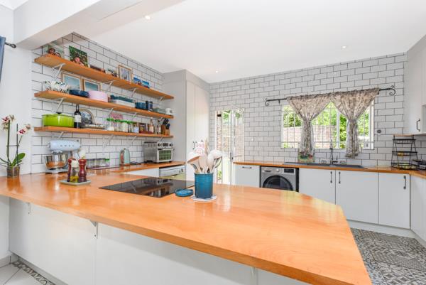 2 Bedroom Simplex