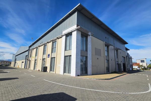 296 m² Industrial space