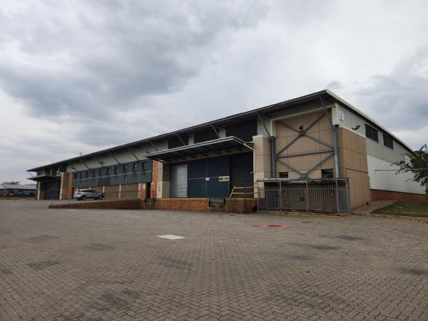 5 746 m² Industrial space