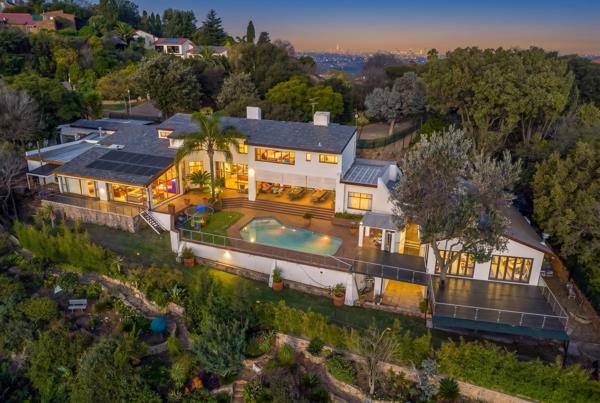 5 Bedroom House