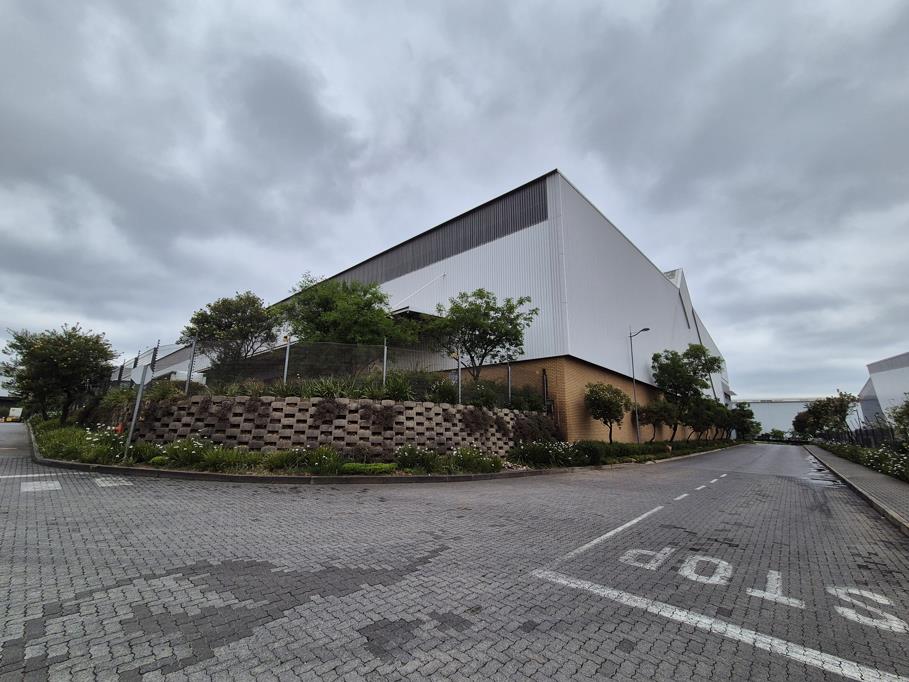 13 925 m² Industrial space