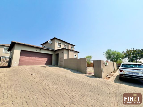 3 Bedroom Townhouse