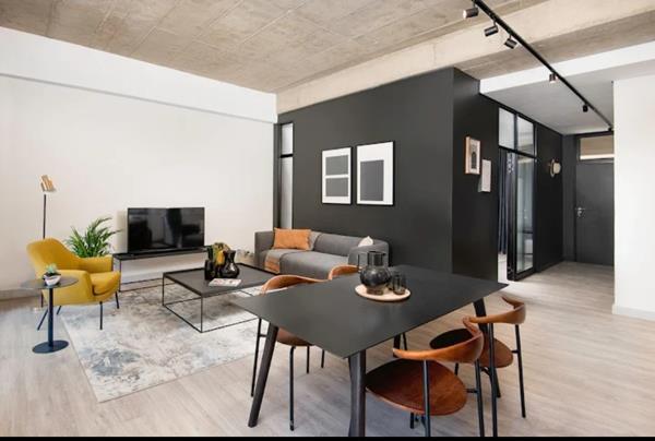 1 Bedroom House